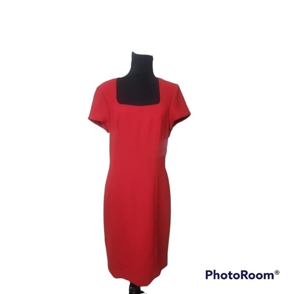 Liz Claiborne Dresses & Skirts - Liz Clairborne Short Sleeve Dress Red Sz 10 Group Dress Essentials